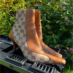 Vintage 90's GUCCI GG MONOGRAM Logo Brown Canvas Leather Boots Booties Heels